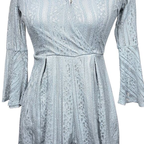 NWT Air Space Sky Blue Lace Romper Shorts Long Bell Sleeve Size Small Summer - Picture 3 of 11